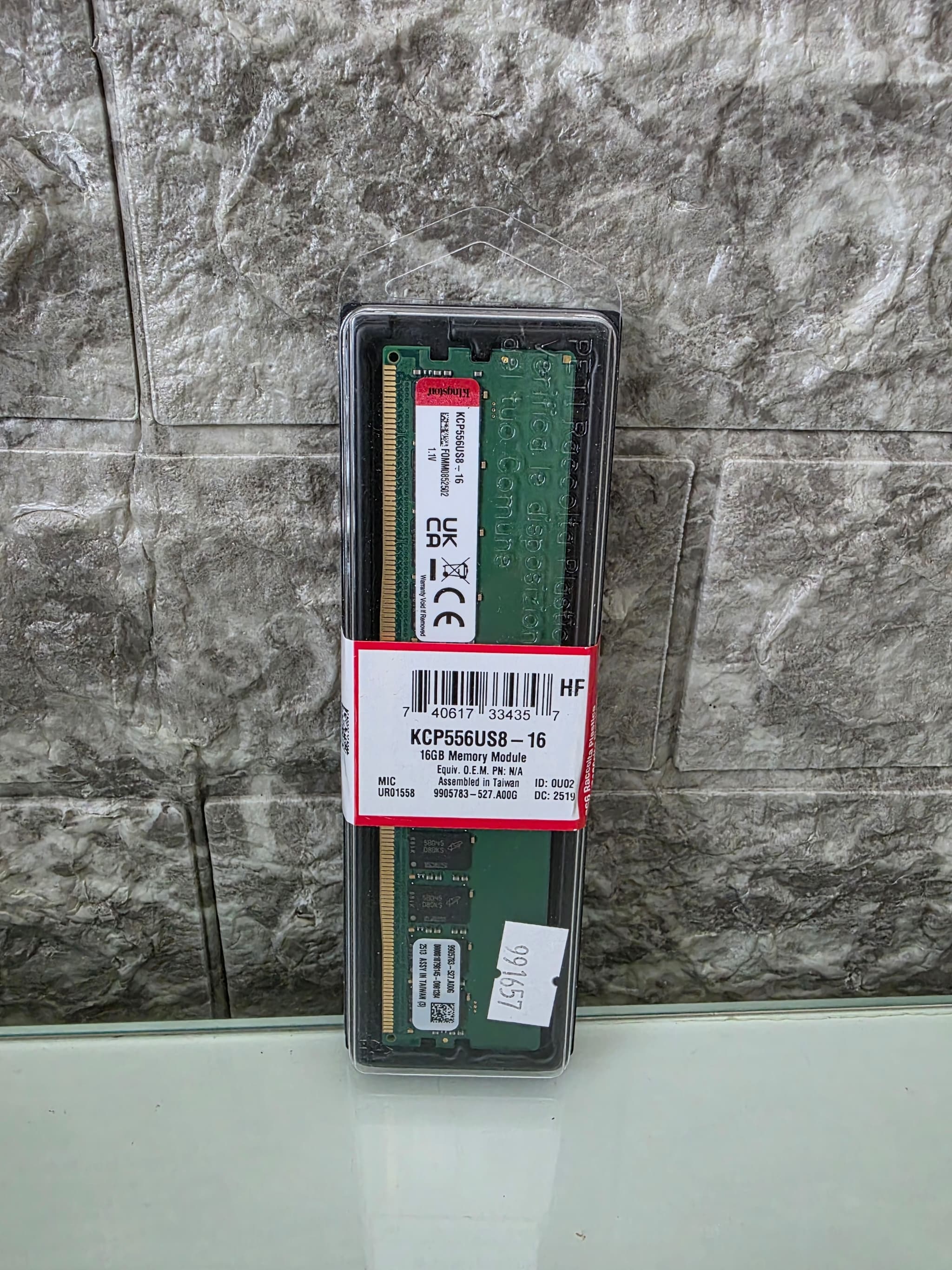 KINGSTON 16GB DDR5 5600MT/S CL46 NON-ECC UNBUFFERED DIMM KCP556US8-16